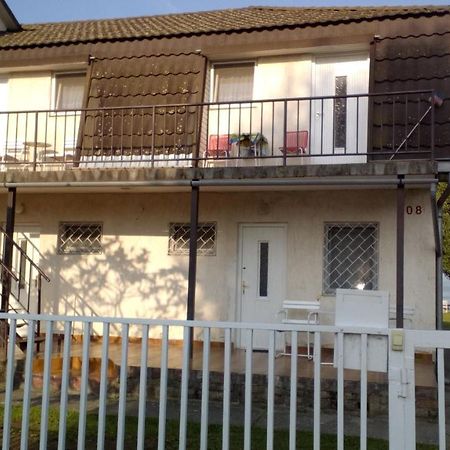 Vizparti Apartmanok Szantod Exterior photo